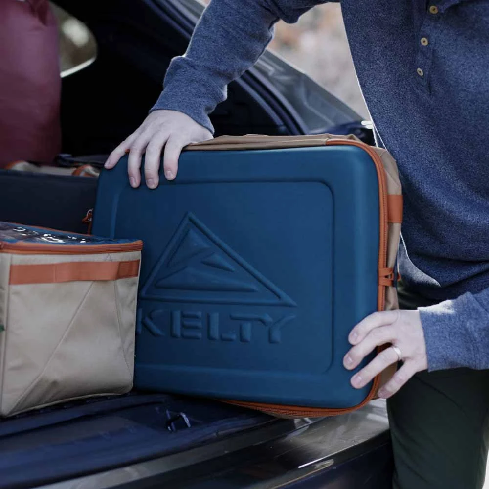 Kelty 28L Folding Cooler - Dull Gold/Deep Teal 8 Kelty 28L Folding Cooler - Dull Gold/Deep Teal - Image 6